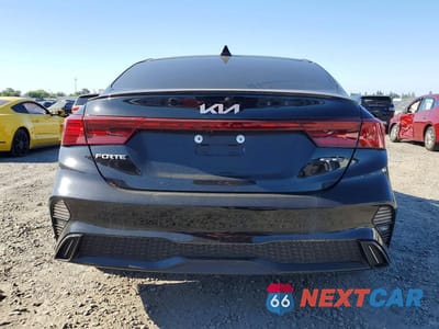 Zdjęcie 6 z 13 samochodu: 2024 KIA FORTE GT LINE VIN:3KPF54AD1RE826249 - miniatura