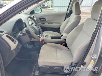 Zdjęcie 7 z 14 samochodu: 2018 HONDA HR-V LX VIN:3CZRU5H34JM712785 - miniatura