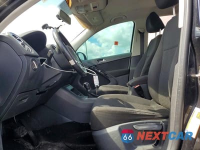 Zdjęcie 7 z 14 samochodu: 2015 VOLKSWAGEN TIGUAN S VIN:WVGAV7AX4FW502120 - miniatura