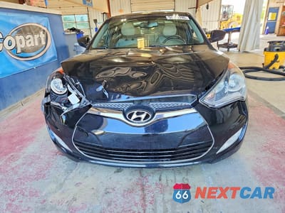 Piąte zdjęcie samochodu w środku: 2014 HYUNDAI VELOSTER BASE VIN:KMHTC6AD0EU197143 - miniatura