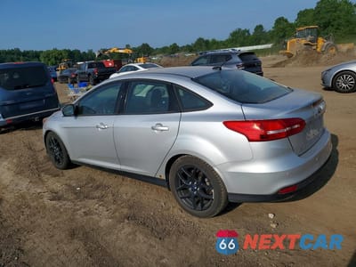 Drugie zdjęcie samochodu z przodu: 2016 FORD FOCUS SE VIN:1FADP3F22GL224747 - miniatura