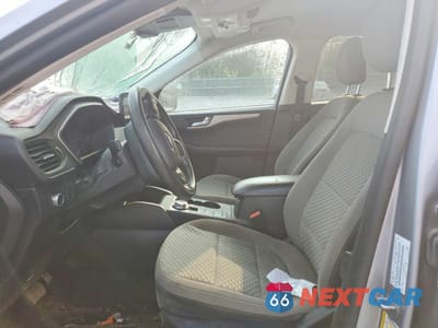 Zdjęcie 7 z 13 samochodu: 2021 FORD ESCAPE SE VIN:1FMCU0G62MUB25765 - miniatura