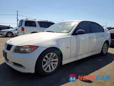 2006 BMW 325 I WBAVB13526KX33514 - główne zdjęcie licytacji z USA - miniatura