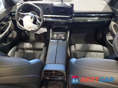 Zdjęcie 8 z 12 samochodu: 2026 BMW 540 XI VIN:WBA63FJ06TCX46486 - miniatura