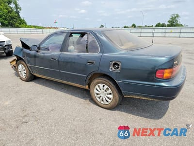 Drugie zdjęcie samochodu z przodu: 1994 TOYOTA CAMRY LE VIN:4T1SK12EXRU350447 - miniatura