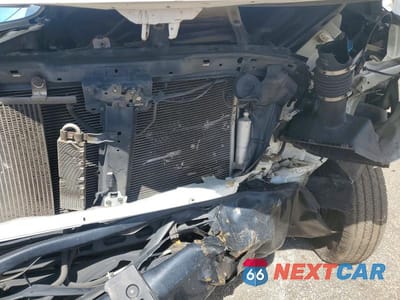 Zdjęcie 12 z 13 samochodu: 2020 NISSAN NV 2500 HD SV VIN:1N6BF0LY4LN802497 - miniatura