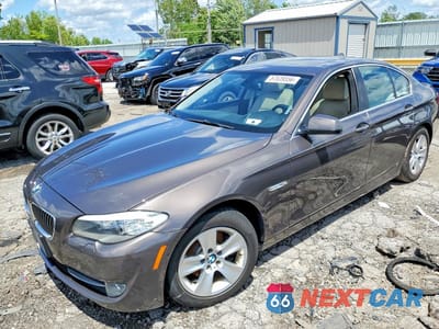 2013 BMW 528 XI WBAXH5C52DD113889 - główne zdjęcie licytacji z USA - miniatura