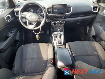 Zdjęcie 8 z 12 samochodu: 2021 HYUNDAI VENUE SEL VIN:KMHRC8A33MU089661 - miniatura