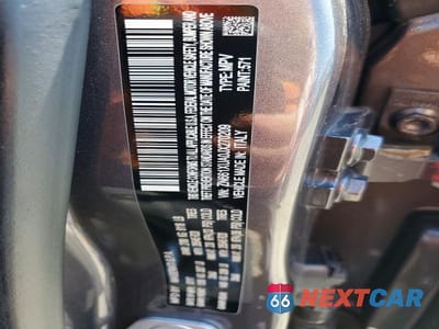 Zdjęcie 13 z 13 samochodu: 2018 MASERATI LEVANTE VIN:ZN661XUA0JX270209 - miniatura