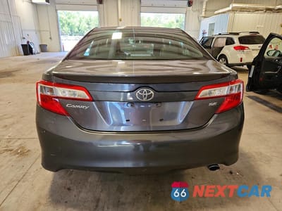 Zdjęcie 6 z 12 samochodu: 2014 TOYOTA CAMRY SE VIN:4T1BF1FKXEU315387 - miniatura