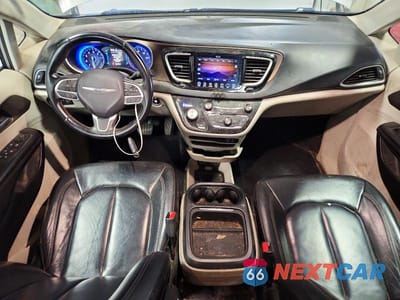 Zdjęcie 8 z 13 samochodu: 2017 CHRYSLER PACIFICA TOURING L VIN:2C4RC1BG3HR539583 - miniatura