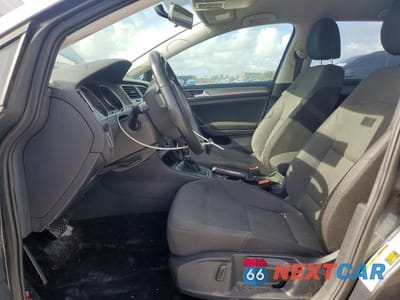 Zdjęcie 7 z 12 samochodu: 2016 VOLKSWAGEN GOLF SPORTWAGEN S VIN:3VWC17AU8GM509729 - miniatura