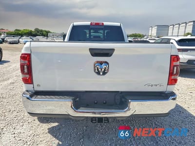 Zdjęcie 6 z 12 samochodu: 2024 RAM 3500 TRADESMAN VIN:3C63RRGL6RG294799 - miniatura