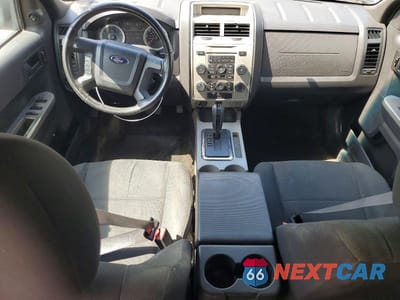 Zdjęcie 8 z 13 samochodu: 2009 FORD ESCAPE XLT VIN:1FMCU03G99KA12414 - miniatura