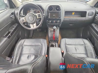 Zdjęcie 8 z 13 samochodu: 2016 JEEP PATRIOT LATITUDE VIN:1C4NJRFB0GD639496 - miniatura