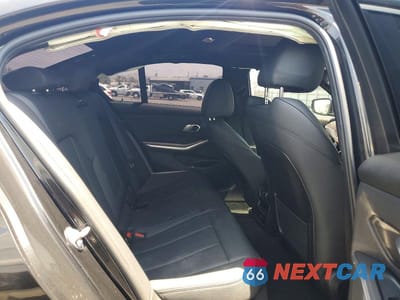Zdjęcie 10 z 12 samochodu: 2021 BMW 330I VIN:3MW5R1J08M8B59261 - miniatura