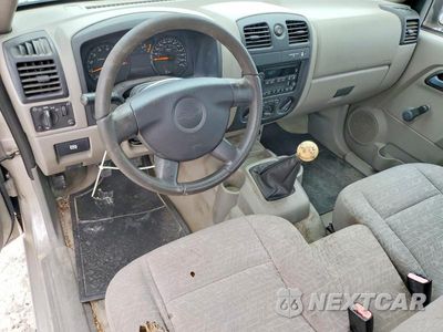 Zdjęcie 22 z 36 samochodu: 2004 CHEVROLET COLORADO VIN:1GCCS148948133229 - miniatura