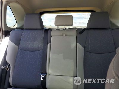 Zdjęcie 10 z 13 samochodu: 2025 TOYOTA RAV4 HYBRID XLE VIN:JTMRWRFV8SJ066385 - miniatura