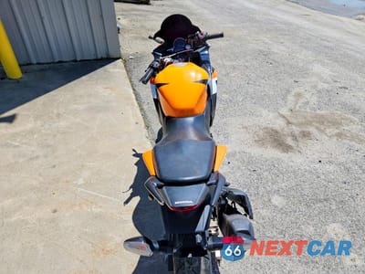 Zdjęcie 6 z 9 samochodu: 2013 HONDA CBR250 R VIN:MLHMC410XD5302626 - miniatura
