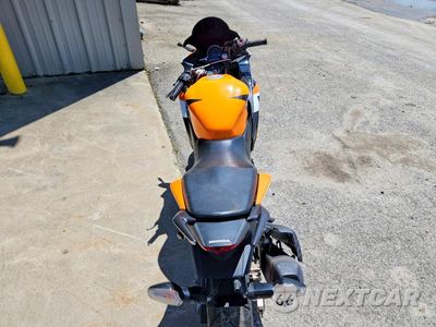 Zdjęcie 6 z 9 samochodu: 2013 HONDA CBR250 R VIN:MLHMC410XD5302626 - miniatura