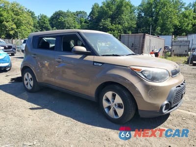 Czwarte zdjęcie samochodu z boku: 2015 KIA SOUL BASE VIN:KNDJN2A29F7179169 - miniatura