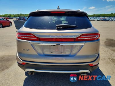 Zdjęcie 6 z 14 samochodu: 2019 LINCOLN MKC RESERVE VIN:5LMCJ3D98KUL44328 - miniatura