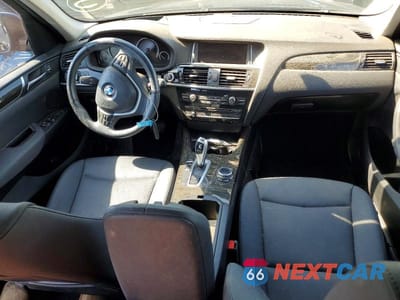Zdjęcie 8 z 13 samochodu: 2015 BMW X3 SDRIVE28I VIN:5UXWZ7C58F0F75845 - miniatura