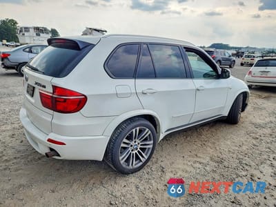 Trzecie zdjęcie samochodu z tyłu: 2013 BMW X5 XDRIVE35I VIN:5UXZV4C53DL994234 - miniatura
