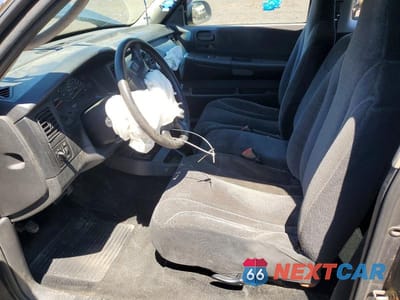 Zdjęcie 7 z 12 samochodu: 2003 DODGE DAKOTA SPORT VIN:1D7HG32N93S226562 - miniatura
