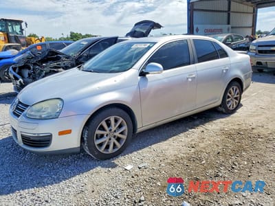 2010 VOLKSWAGEN JETTA SE 3VWRX7AJ2AM063339 - główne zdjęcie licytacji z USA - miniatura