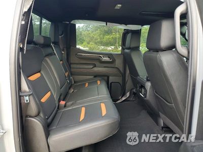 Zdjęcie 10 z 12 samochodu: 2025 GMC SIERRA K1500 AT4 VIN:3GTUUEEL6SG112211 - miniatura