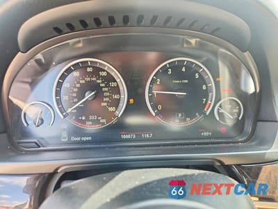 Zdjęcie 9 z 12 samochodu: 2016 BMW 528 I VIN:WBA5A5C5XGD529379 - miniatura