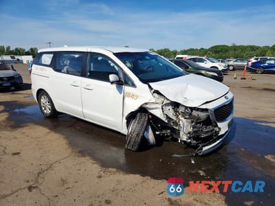 Czwarte zdjęcie samochodu z boku: 2016 KIA SEDONA L VIN:KNDMA5C13G6149722 - miniatura