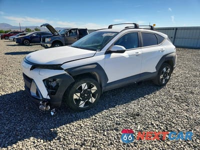 2025 HYUNDAI KONA SEL KM8HBCABXSU219523 - główne zdjęcie licytacji z USA - miniatura
