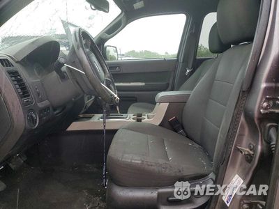 Zdjęcie 7 z 12 samochodu: 2010 FORD ESCAPE XLT VIN:1FMCU9DG5AKB42469 - miniatura