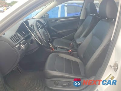 Zdjęcie 7 z 12 samochodu: 2018 VOLKSWAGEN PASSAT S VIN:1VWAA7A39JC019811 - miniatura