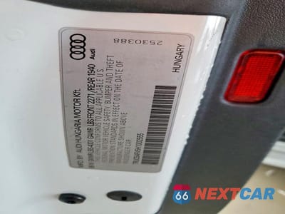 Zdjęcie 12 z 12 samochodu: 2017 AUDI TT VIN:TRUC5AFV5H1002555 - miniatura