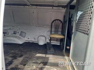 Zdjęcie 11 z 13 samochodu: 2007 FORD ECONOLINE E250 VAN VIN:1FTNE24W77DA66341 - miniatura