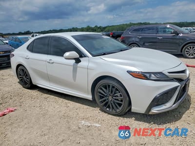 Czwarte zdjęcie samochodu z boku: 2024 TOYOTA CAMRY XSE VIN:4T1K61AK7RU918083 - miniatura