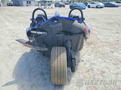 Czwarte zdjęcie samochodu z boku: 2022 POLARIS SLINGSHOT SL VIN:57XAAPHD4N8147794 - miniatura