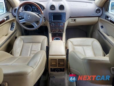 Zdjęcie 8 z 13 samochodu: 2009 MERCEDES-BENZ GL 550 4MATIC VIN:4JGBF86E59A498501 - miniatura