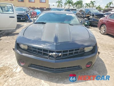Piąte zdjęcie samochodu w środku: 2012 CHEVROLET CAMARO LS VIN:2G1FE1E32C9182789 - miniatura