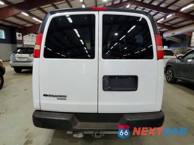 Zdjęcie 6 z 13 samochodu: 2015 CHEVROLET EXPRESS G2500 LS VIN:1GAWGPFFXF1283481 - miniatura
