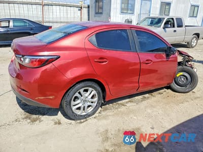 Trzecie zdjęcie samochodu z tyłu: 2017 TOYOTA YARIS IA BASE VIN:3MYDLBYV7HY178799 - miniatura