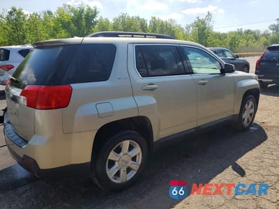 Trzecie zdjęcie samochodu z tyłu: 2013 GMC TERRAIN SLE VIN:2GKALSEK6D6214638 - miniatura