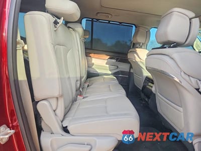Zdjęcie 11 z 14 samochodu: 2023 JEEP GRAND WAGONEER SERIES I VIN:1C4SJVEJ7PS562321 - miniatura