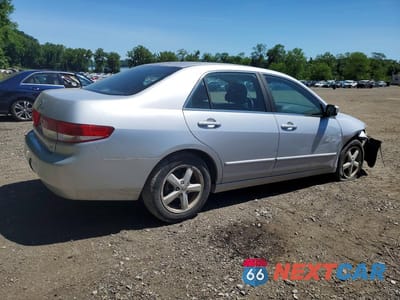 Trzecie zdjęcie samochodu z tyłu: 2003 HONDA ACCORD EX VIN:1HGCM56613A119766 - miniatura
