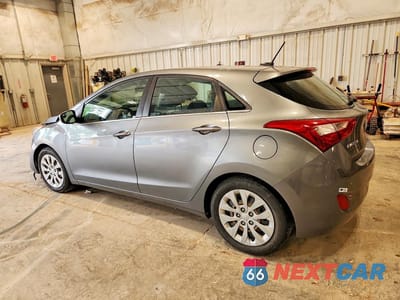 Drugie zdjęcie samochodu z przodu: 2017 HYUNDAI ELANTRA GT BASE VIN:KMHD35LH3HU376845 - miniatura