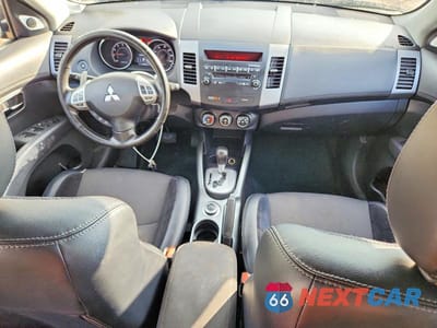Zdjęcie 8 z 14 samochodu: 2012 MITSUBISHI OUTLANDER SE VIN:JA4JT3AW6CU000723 - miniatura
