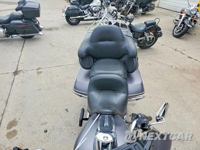 Piąte zdjęcie samochodu w środku: 2017 HARLEY-DAVIDSON FLHTK ULTRA LIMITED VIN:1HD1KED10HB670693 - miniatura